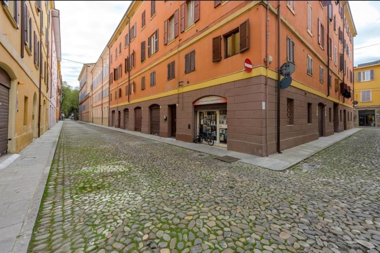 La Sosta 2-Casa Accanto Alla Stazione Dei Treni Modena Buitenkant foto