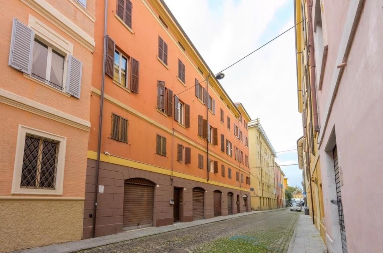 La Sosta 2-Casa Accanto Alla Stazione Dei Treni Modena Buitenkant foto